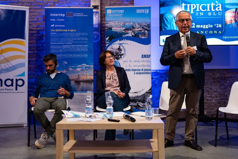 Il Presidente di AMAP, Renato Frontini, durante il suo intervento al workshop L'immagine ritrae il Presidente di AMAP, Renato Frontini, durante il suo intervento al workshop